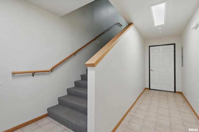 UNIT-203 - 209 E Price St, Condo with 2 bedrooms, 2 bathrooms and null parking in Eldridge IA | Image 25