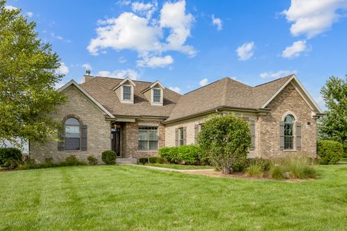 43W812 N Sunset Views Dr, St. Charles, IL, 60175-8390 | Card Image