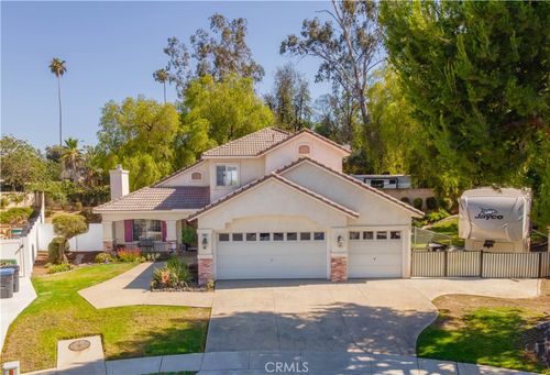 2685 Jefferson Cir, Corona, CA, 92881-3637 | Card Image