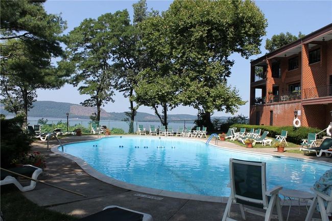 Scarborough Manor Community Pool overlooking the Hudson River. Truly a vacation at home lifestyle. | Image 25