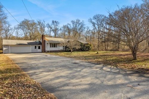 203 Hornbine Rd, Swansea, MA, 02777-3611 | Card Image