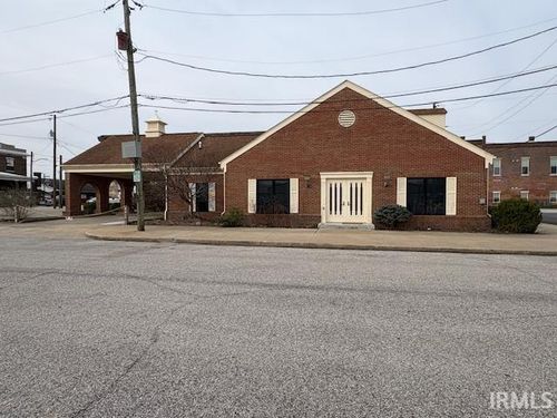 203 Ne 1st St, Loogootee, IN, 47553-1202 | Card Image