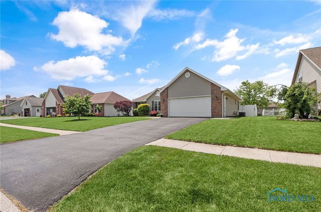 740 Tarra Oaks Dr, House other with 3 bedrooms, 3 bathrooms and 2 parking in Findlay OH | Image 37