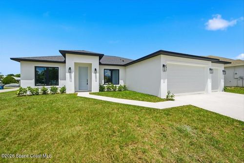 824 Taluga Ave Se, PALM BAY, FL, 32909-5105 | Card Image