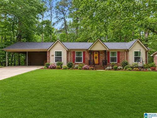 3026 Galaxy Dr, HUEYTOWN, AL, 35023-5908 | Card Image