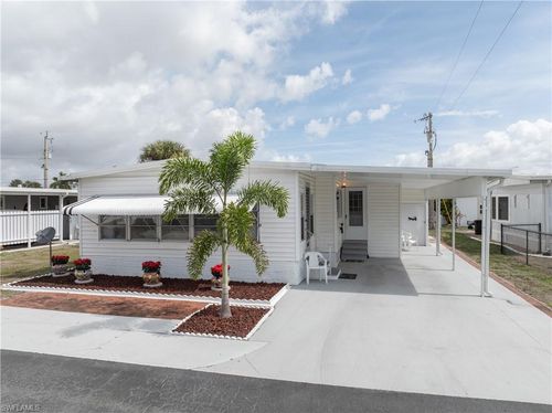 203 Harvest Ln, NORTH FORT MYERS, FL, 33917-3029 | Card Image