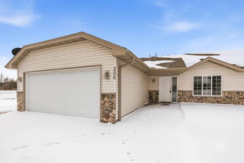 206 Appaloosa Ct, Braham, MN, 55006-3654 | Card Image