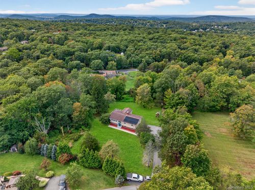 10 Karen Dr, Monroe, NY, 10950-4525 | Card Image