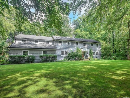 28 Frost Mill Rd, Mill Neck, NY, 11765-1101 | Card Image