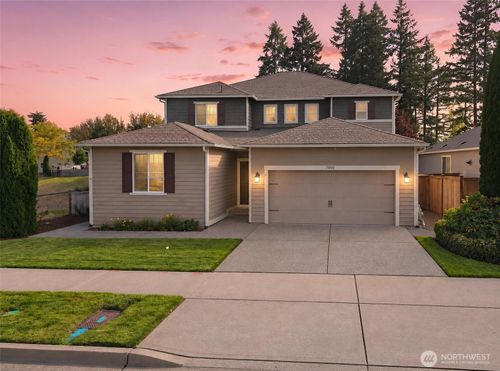 7040 Desperado Dr Se, Tumwater, WA, 98501-6117 | Card Image