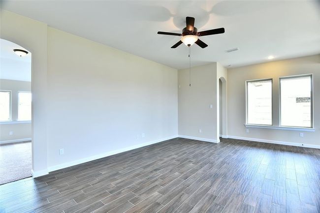 20119 Alyssa Meadows Ln, House other with 3 bedrooms, 3 bathrooms and 2 parking in Cypress TX | Image 8