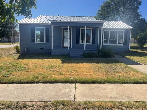 301 East Ave, Ballinger, TX, 76821 | Card Image