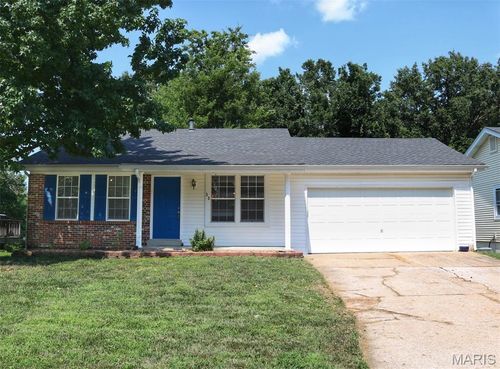 33 Huntsman Trl, Saint Peters, MO, 63376-4209 | Card Image