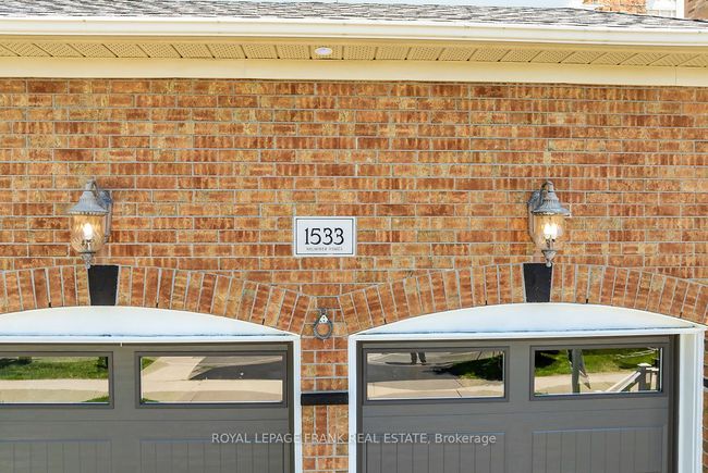 1533 Clearbrook Dr, House other with 5 bedrooms, 4 bathrooms and 2 parking in Oshawa ON | Image 46