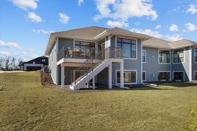 7865 E Stone Ridge Dr, Condo with 3 bedrooms, 3 bathrooms and null parking in Lannon WI | Image 33