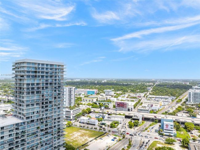 PH207 - 3470 E Coast Ave, Condo with 3 bedrooms, 3 bathrooms and null parking in MIAMI FL | Image 71