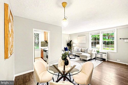 222-3-222 Thomas St, ARLINGTON, VA, 22203-3620 | Card Image