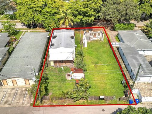 1932 Dewey St, Hollywood, FL, 33020-6020 | Card Image