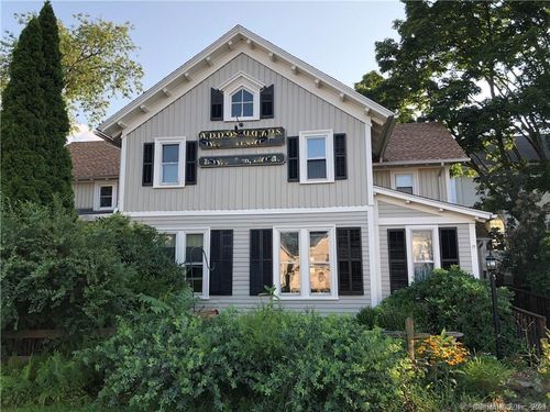 22 Park St, Thomaston, CT, 06787-1728 | Card Image