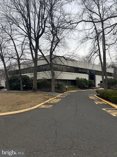 1170 Wheeler Way, LANGHORNE, PA, 19047-3243 | Card Image