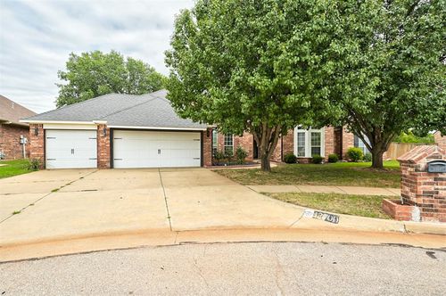 12700 Whitefield Circle, Oklahoma City, OK, 73142 | Card Image