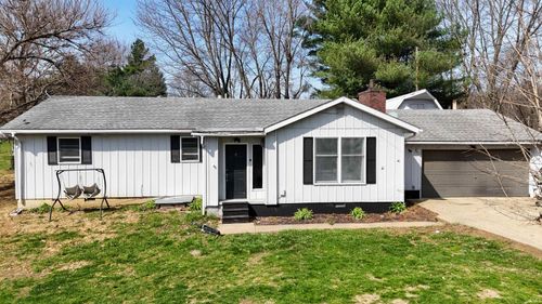 10 Walnut St, Birdseye, IN, 47513-9403 | Card Image