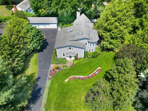 4 Aricia Ln, Winchester, MA, 01890-2254 | Card Image