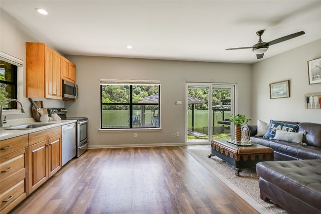 2305 Manana St, House other with 4 bedrooms, 4 bathrooms and 6 parking in Austin TX | Image 29