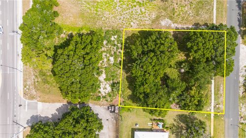 1915 42nd Ave, Vero Beach, FL, 32960-2566 | Card Image