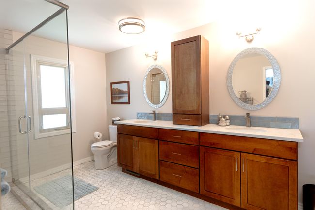 47233 County Road 380, House other with 5 bedrooms, 3 bathrooms and null parking in Grand Junction MI | Image 11