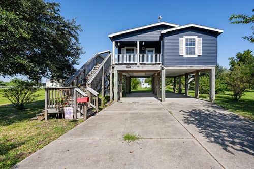 2005 Madison Ave, Port Bolivar, TX, 77650 | Card Image