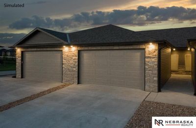 2747 Kings Corner Drive, Townhouse with 2 bedrooms, 1 bathrooms and 2 parking in Lincoln NE | Image 3