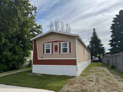 39 Norby Crescent, Red Deer, AB, T4P2C6 | Card Image