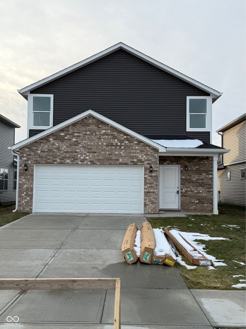 1436 Wigwam Ln, Martinsville, IN, 46151-6492 | Card Image