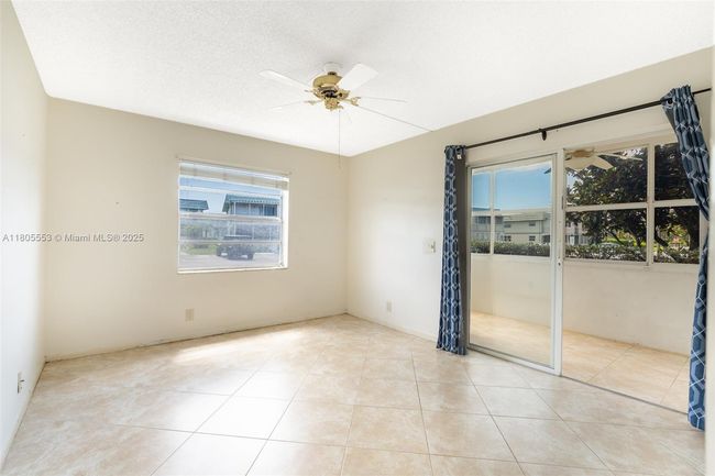446 - 446 Flanders J, Condo with 2 bedrooms, 2 bathrooms and null parking in Delray Beach FL | Image 15