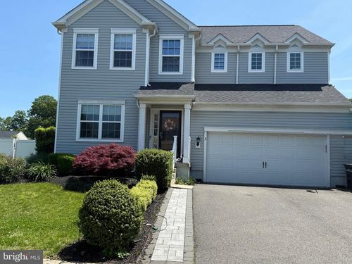 3 Tetkoski Ct, Florence, NJ, 08518-4031 | Card Image