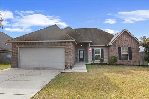 41905 Snowball Cir, Ponchatoula, LA, 70454-8468 | Card Image