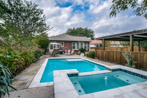 6210 Victor St, Dallas, TX, 75214-4552 | Card Image