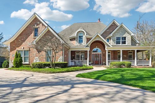 5730 Lee Ave, Downers Grove, IL, 60516-1143 | Card Image