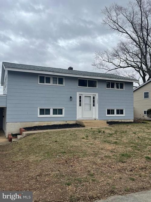 1909 Arlene Dr, WILMINGTON, DE, 19804-4003 | Card Image