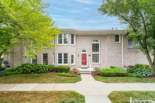 172 Windwood Pointe, Saint Clair Shores, MI, 48080-1582 | Card Image