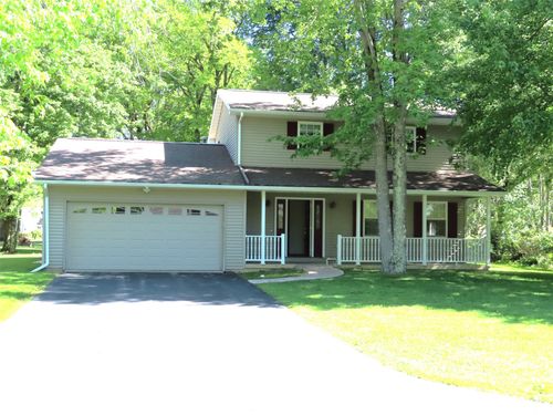 12512 Hickory Dr, Conneaut Lake, PA, 16316-4237 | Card Image