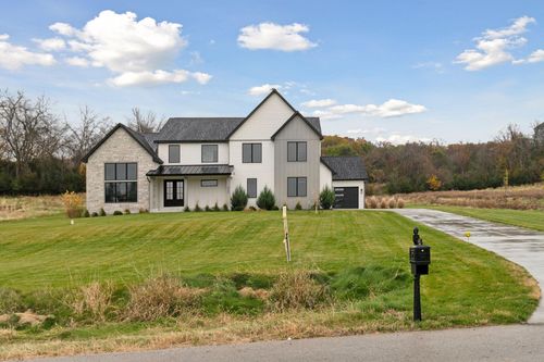 5240 8th St Sw, Rochester, MN, 55902-8752 | Card Image