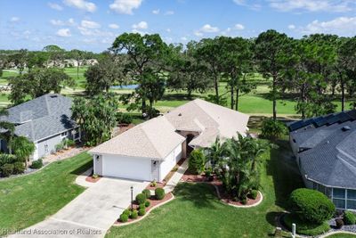 3517 E Glen Eagles Drive, House other with 3 bedrooms, 2 bathrooms and null parking in Avon Park FL | Image 2