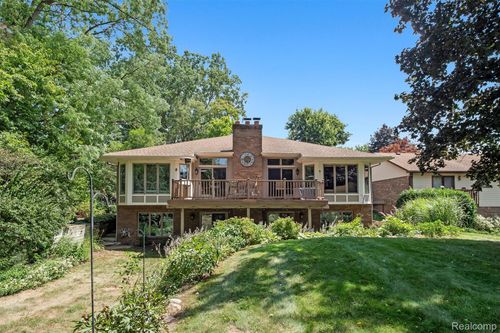 41855 Brentwood Dr, Plymouth, MI, 48170-2678 | Card Image