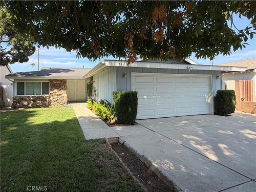 6621 Whitman Ave, Van Nuys, CA, 91406-6043 | Card Image