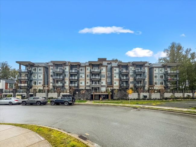 204 - 45562 Airport Road, Condo with 2 bedrooms, 2 bathrooms and 1 parking in Chilliwack BC | Image 5
