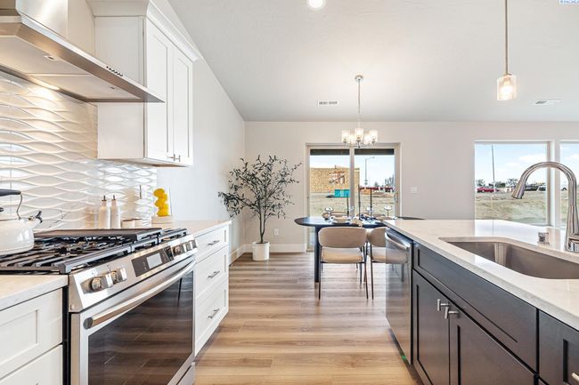 10705 Danube Dr, Home with 4 bedrooms, 2 bathrooms and null parking in Pasco WA | Image 17