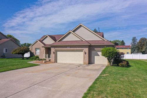 1069 Tahoe Trl, Flint, MI, 48532-3567 | Card Image