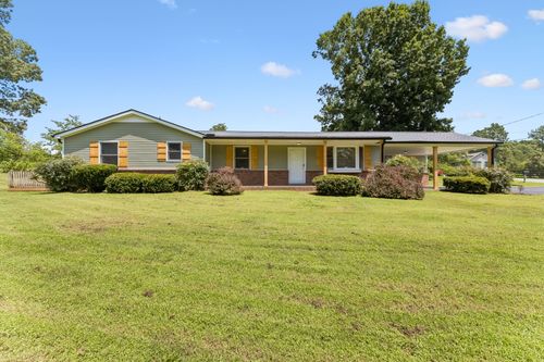 1001 Lakeside Dr, Ashland City, TN, 37015-5315 | Card Image